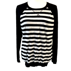 Forever 21 Black & White Lightweight Striped Crewneck Raglan Sleeve Women’s M